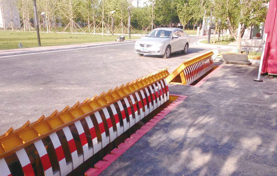 路障機(jī)